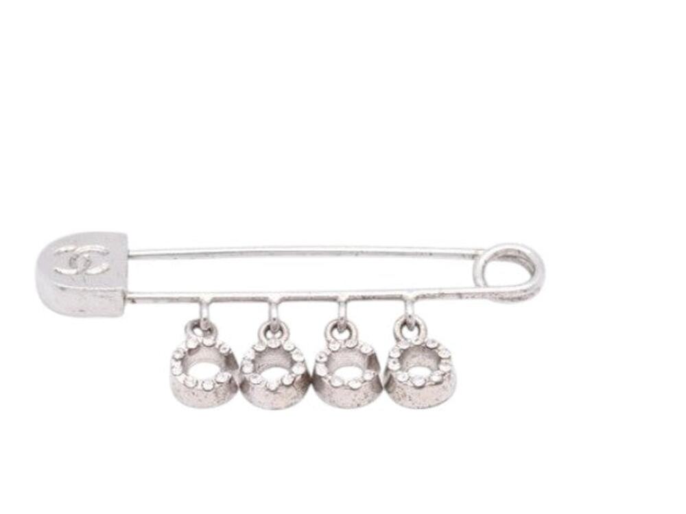 7156 - Chanel Icon Series Brooch Silver